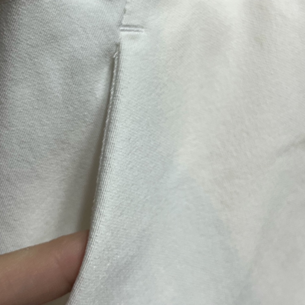 NWT Adidas White Mini Golf Skort with Pockets - Picture 3 of 6